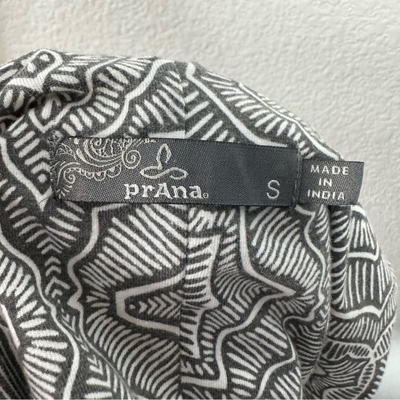 Prana Womens Skye Mandala Boho Print Maxi Dress in Grey and Purple Size Small - Picture 4 of 11